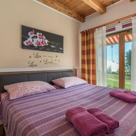 Holiday House Antonio Poreč Extérieur photo
